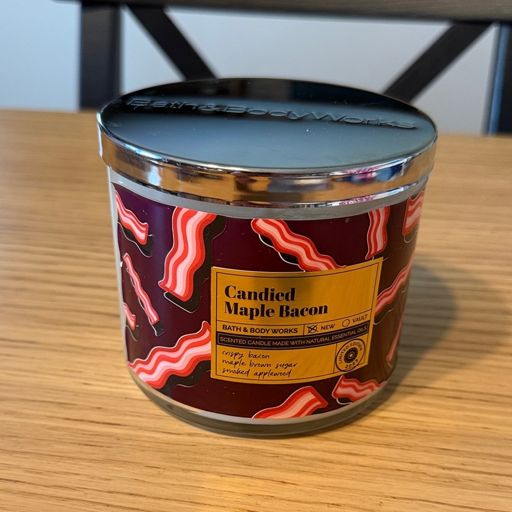 Bath & Body Works 3 Wick Candle. Candied Maple Bacon.